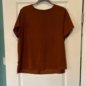 Banana Republic Burnt Orange Silky Short-Sleeve Crew Neck Blouse